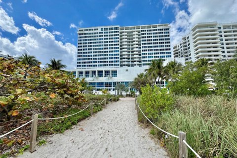 Copropriété à vendre à Miami Beach, Floride: 1 chambre № 1985423 - photo 3