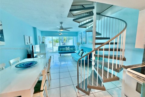 Copropriété à vendre à Miami Beach, Floride: 1 chambre № 1985423 - photo 14