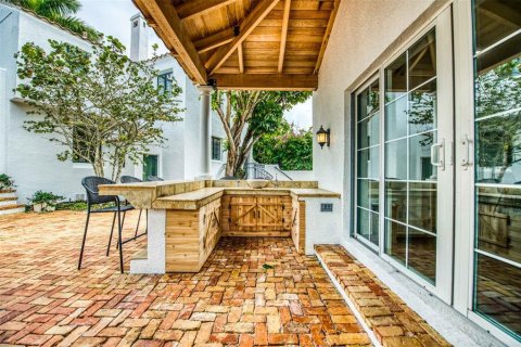 Villa ou maison à vendre à Sarasota, Floride: 4 chambres, 285.21 m2 № 2114559 - photo 7