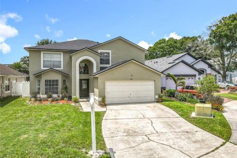 Casa en venta en Orlando, Florida, 5 dormitorios, 259.75 m2 № 1918674 - foto 3