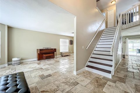 Casa en venta en Orlando, Florida, 5 dormitorios, 259.75 m2 № 1918674 - foto 6