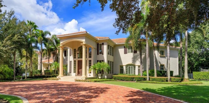 Villa ou maison à Windermere, Floride 7 chambres, 1510.31 m2 № 1901858