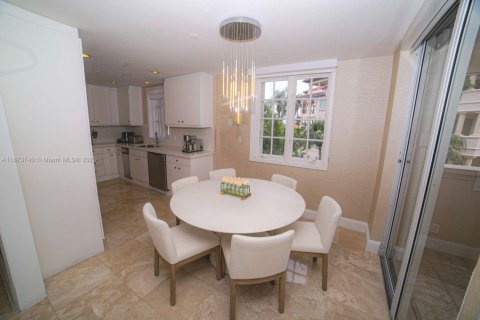 Copropriété à vendre à Miami Beach, Floride: 2 chambres, 132.76 m2 № 1924577 - photo 6