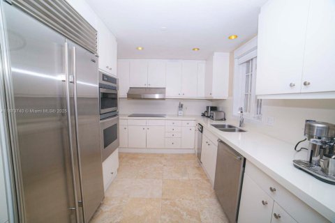 Copropriété à vendre à Miami Beach, Floride: 2 chambres, 132.76 m2 № 1924577 - photo 9