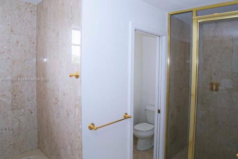 Copropriété à vendre à Miami Beach, Floride: 2 chambres, 132.76 m2 № 1924577 - photo 14