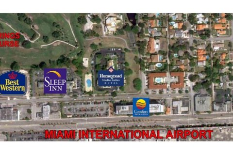 Immobilier commercial à Miami Springs, Floride № 2088576