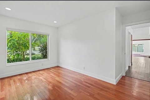 House in Cooper City, Florida 4 bedrooms, 208.47 sq.m. № 2282455 - photo 6