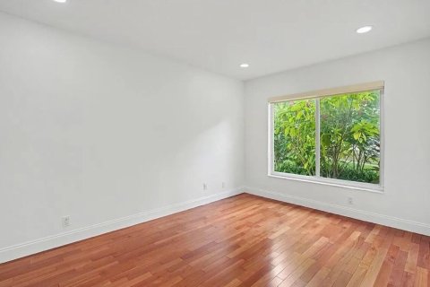 House in Cooper City, Florida 4 bedrooms, 208.47 sq.m. № 2282455 - photo 5
