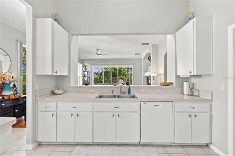 Villa ou maison à vendre à Tavares, Floride: 3 chambres, 142.6 m2 № 2420388 - photo 12