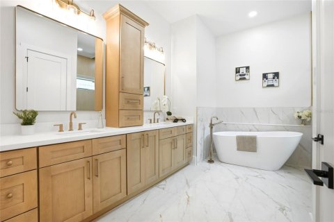 Villa ou maison à vendre à Safety Harbor, Floride: 4 chambres, 316.52 m2 № 2196499 - photo 10
