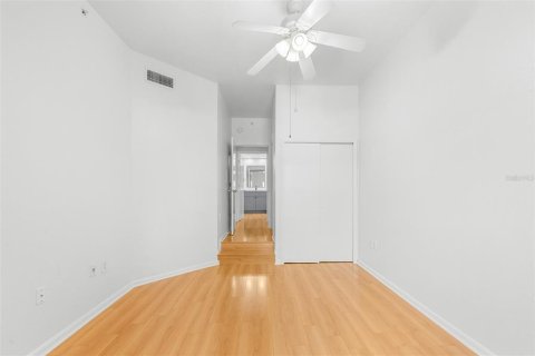 Copropriété à vendre à Tampa, Floride: 1 chambre, 66.98 m2 № 1908788 - photo 6