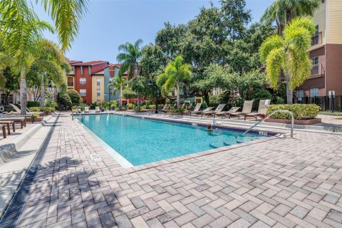Copropriété à vendre à Tampa, Floride: 1 chambre, 66.98 m2 № 1908788 - photo 2