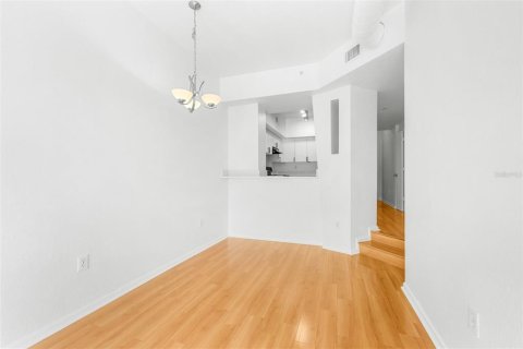 Copropriété à vendre à Tampa, Floride: 1 chambre, 66.98 m2 № 1908788 - photo 17
