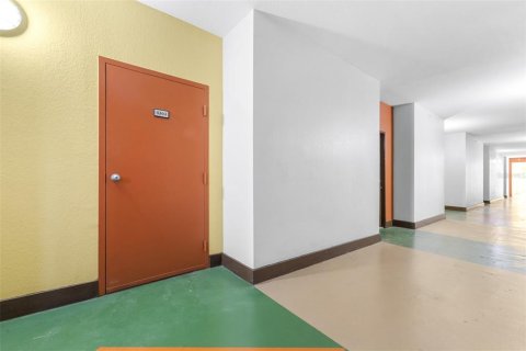 Copropriété à vendre à Tampa, Floride: 1 chambre, 66.98 m2 № 1908788 - photo 30