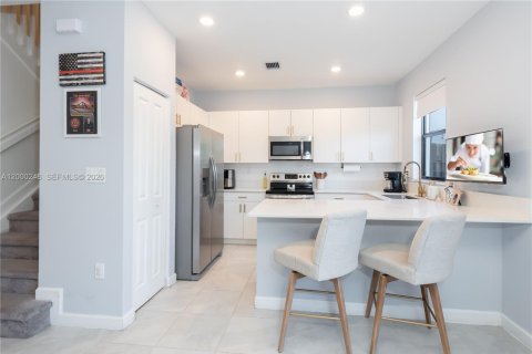 Adosado en venta en Cutler Bay, Florida, 3 dormitorios, 124.02 m2 № 2173591 - foto 10