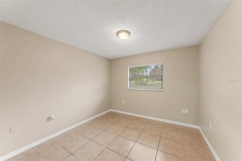 House in Spring Hill, Florida 3 bedrooms, 150.97 sq.m. № 2236870 - photo 11