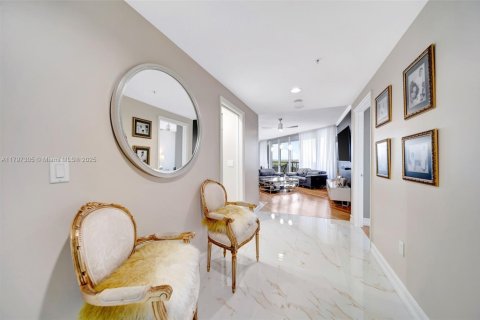 Copropriété à vendre à Hollywood, Floride: 2 chambres, 184.69 m2 № 1728373 - photo 6