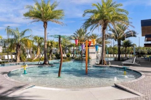 Touwnhouse à vendre à Orlando, Floride: 5 chambres, 177.07 m2 № 2406347 - photo 27