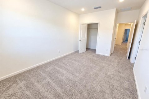 Touwnhouse à vendre à Orlando, Floride: 5 chambres, 177.07 m2 № 2406347 - photo 10