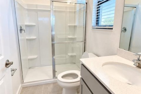 Touwnhouse à vendre à Orlando, Floride: 5 chambres, 177.07 m2 № 2406347 - photo 13