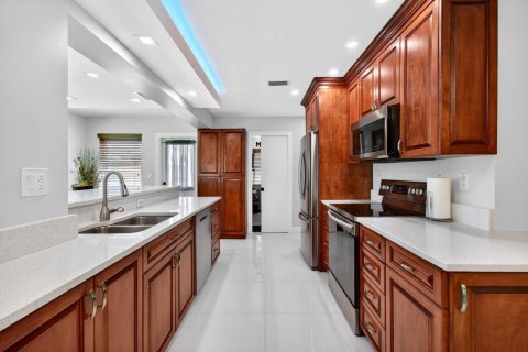 Villa ou maison à vendre à Deerfield Beach, Floride: 2 chambres, 160.16 m2 № 2147256 - photo 25
