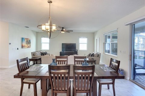 Villa ou maison à vendre à Davenport, Floride: 6 chambres, 310.2 m2 № 2151668 - photo 16