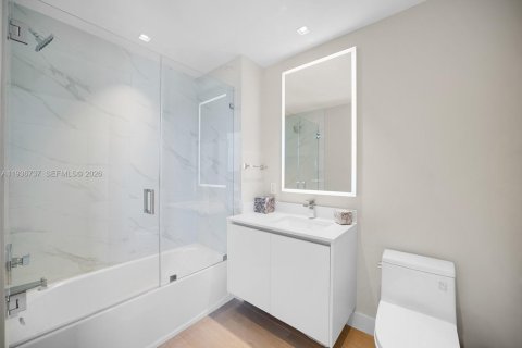 Купить кондоминиум в Майами, Флорида 4 спальни, 234.11м2, № 1995282 - фото 17