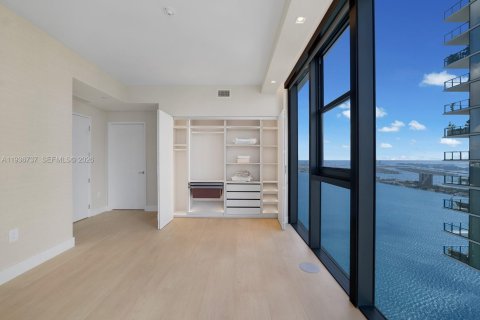 Купить кондоминиум в Майами, Флорида 4 спальни, 234.11м2, № 1995282 - фото 19