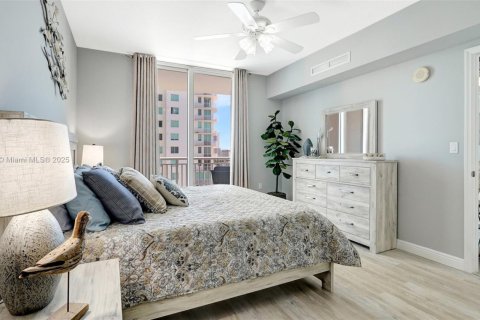 Condominio en venta en Hallandale Beach, Florida, 2 dormitorios, 100.43 m2 № 1707214 - foto 20
