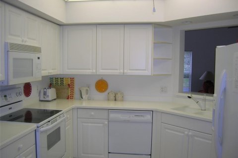Condominio en alquiler en Bradenton, Florida, 2 dormitorios, 125.6 m2 № 1675059 - foto 10