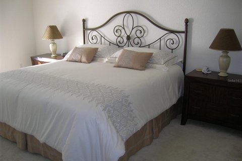 Condominio en alquiler en Bradenton, Florida, 2 dormitorios, 125.6 m2 № 1675059 - foto 13