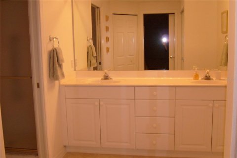 Condominio en alquiler en Bradenton, Florida, 2 dormitorios, 125.6 m2 № 1675059 - foto 15