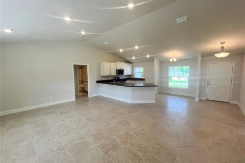 Villa ou maison à vendre à Summerfield, Floride: 3 chambres, 143.91 m2 № 1508385 - photo 8