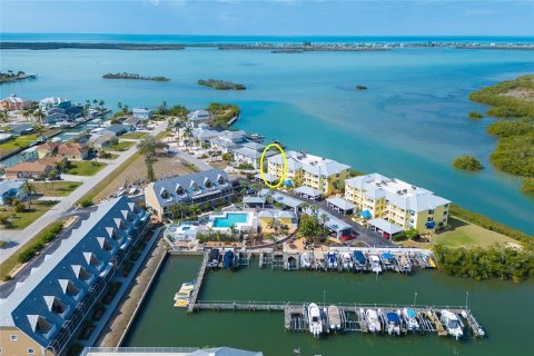Condo in Englewood, Florida, 2 bedrooms № 2099428