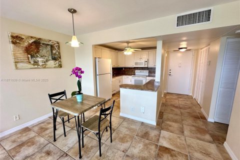Copropriété à vendre à Hollywood, Floride: 1 chambre, 72.46 m2 № 1920651 - photo 6