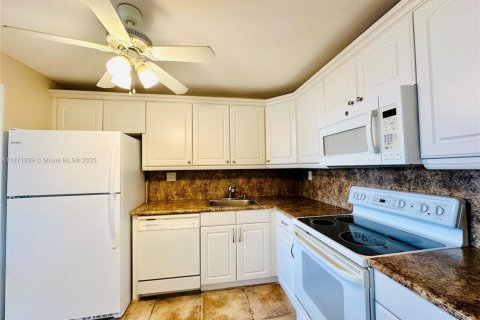 Copropriété à vendre à Hollywood, Floride: 1 chambre, 72.46 m2 № 1920651 - photo 8