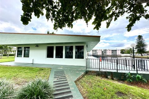 Copropriété à vendre à Hollywood, Floride: 1 chambre, 72.46 m2 № 1920651 - photo 20