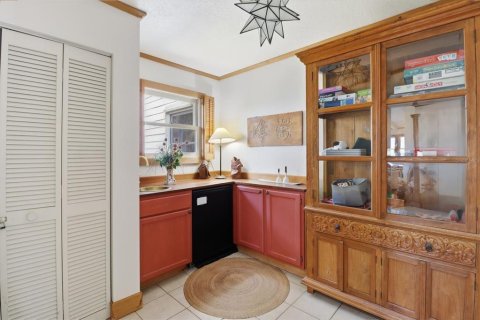 House in Homosassa, Florida 3 bedrooms, 348.1 sq.m. № 2097816 - photo 23