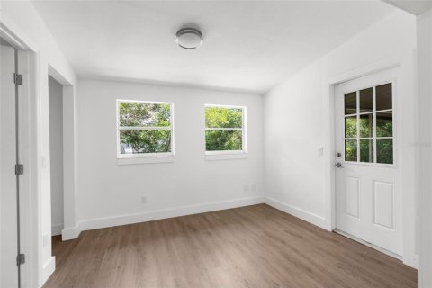 House in Spring Hill, Florida 3 bedrooms, 112.78 sq.m. № 1788100 - photo 11