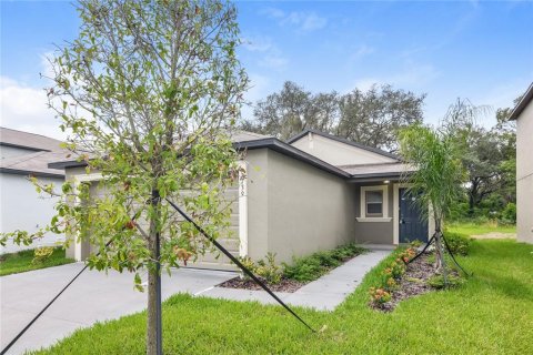 Casa en Riverview, Florida 3 dormitorios, 117.71 m2 № 2117704