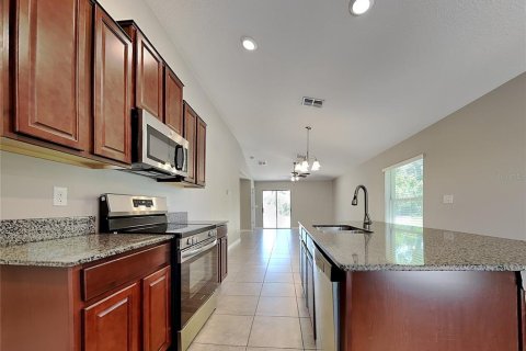 Casa en alquiler en Riverview, Florida, 3 dormitorios, 117.71 m2 № 2117704 - foto 4