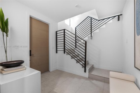 Купить таунхаус в Майами, Флорида 3 спальни, 203.08м2, № 2050614 - фото 8