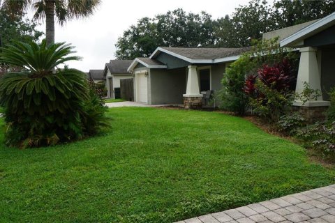 Apartamento en alquiler en Clermont, Florida, 3 dormitorios, 92.9 m2 № 1912914 - foto 2