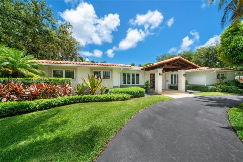 House in Pinecrest, Florida 5 bedrooms, 377.46 sq.m. № 1766700 - photo 6