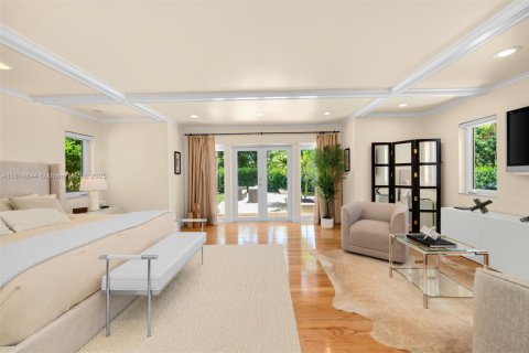 House in Pinecrest, Florida 5 bedrooms, 377.46 sq.m. № 1766700 - photo 4
