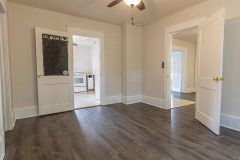 House in DeLand, Florida 2 bedrooms, 84.54 sq.m. № 2378972 - photo 13