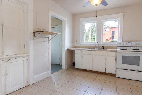 House in DeLand, Florida 2 bedrooms, 84.54 sq.m. № 2378972 - photo 9