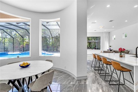 Villa ou maison à vendre à Parkland, Floride: 6 chambres, 475.38 m2 № 2084845 - photo 13