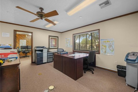 Commercial property in Sanford, Florida № 2207013 - photo 4