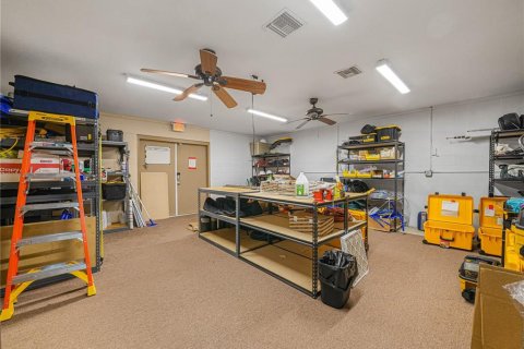 Commercial property in Sanford, Florida № 2207013 - photo 9
